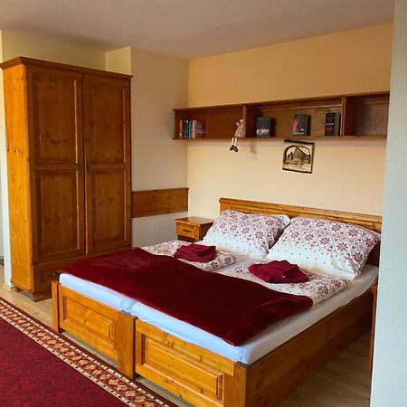 Apartman Dorian Bešeňová Esterno foto